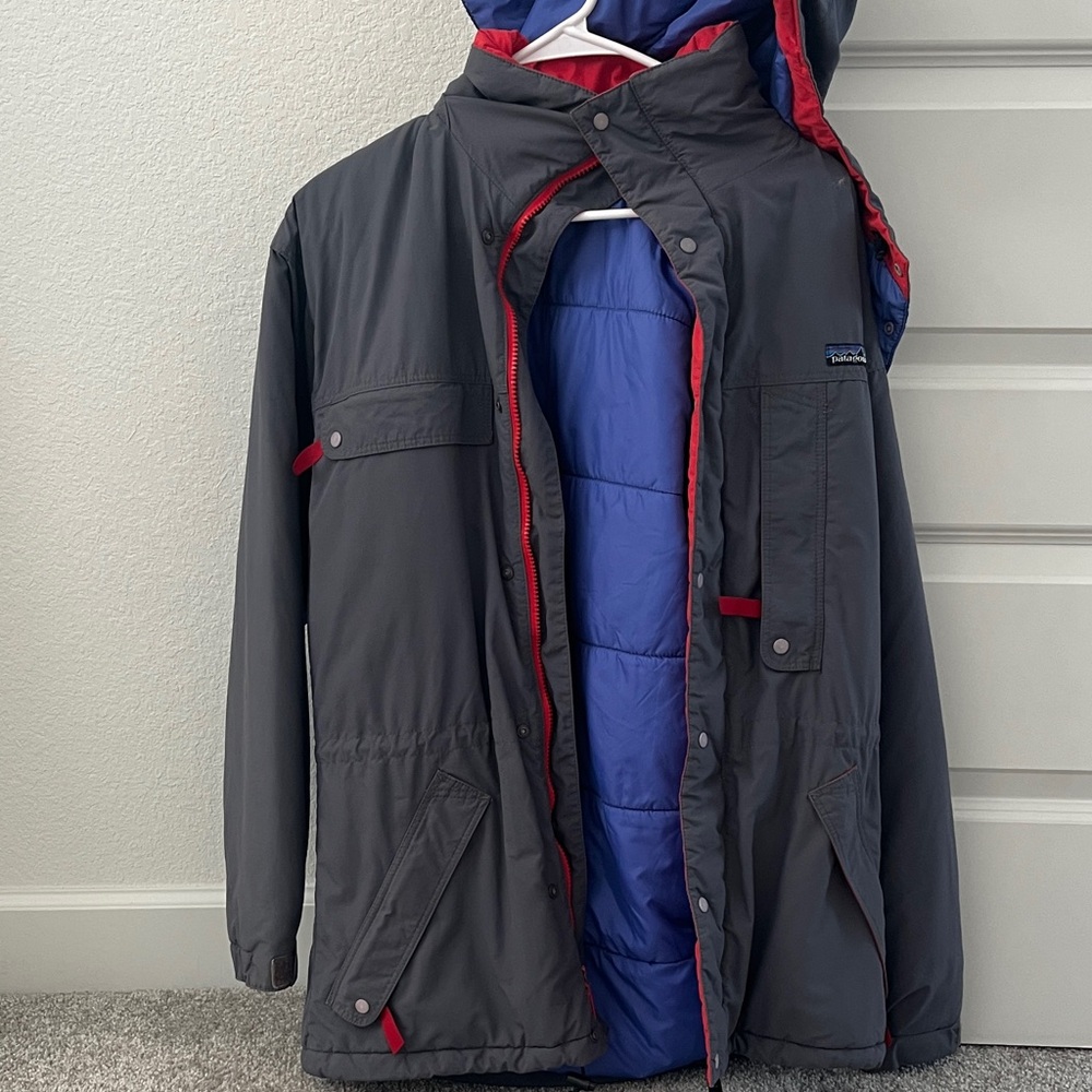 Patagonia women’s S purple, red, and grey vintage snow ski parka puffer Jacket